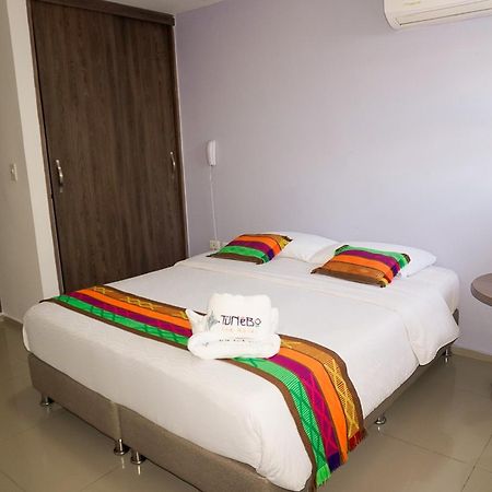 Hotel Tunebo Inn Ріоача Екстер'єр фото