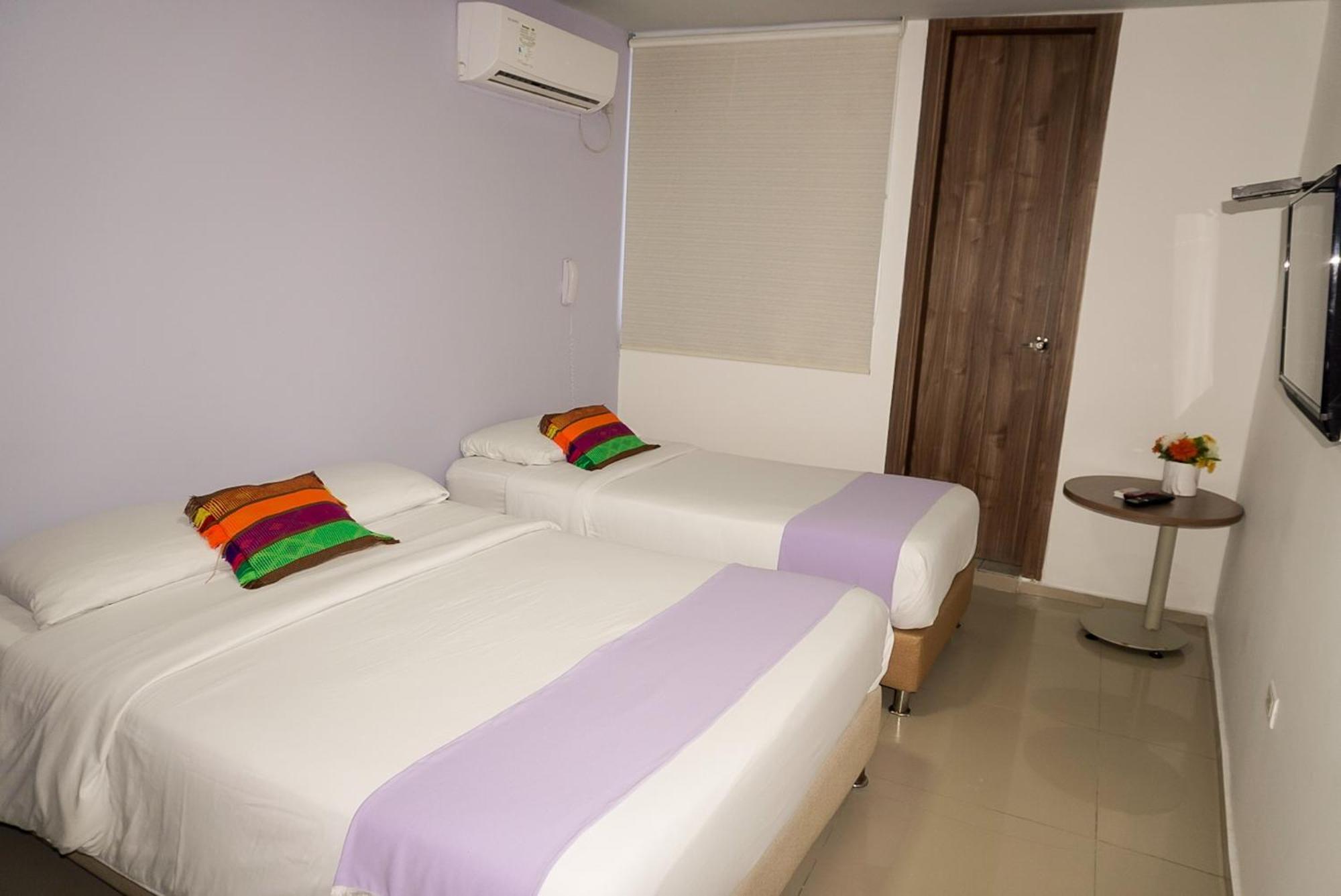Hotel Tunebo Inn Ріоача Екстер'єр фото
