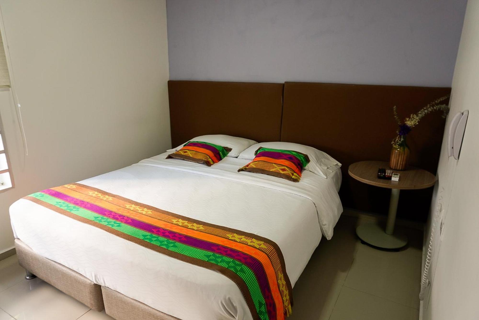 Hotel Tunebo Inn Ріоача Екстер'єр фото